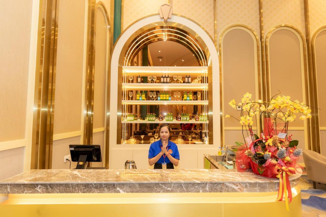 Dynasty Casino Hotel Bavet エクステリア 写真