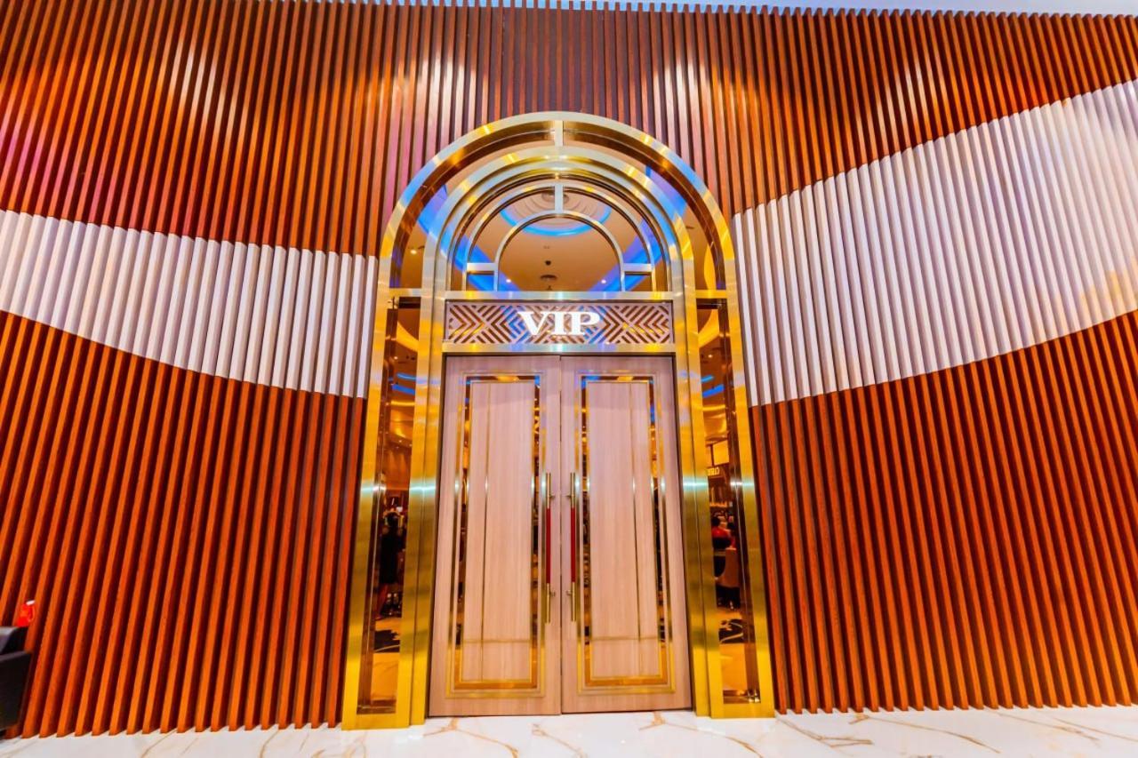 Dynasty Casino Hotel Bavet エクステリア 写真