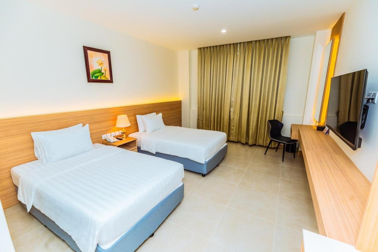 Dynasty Casino Hotel Bavet エクステリア 写真